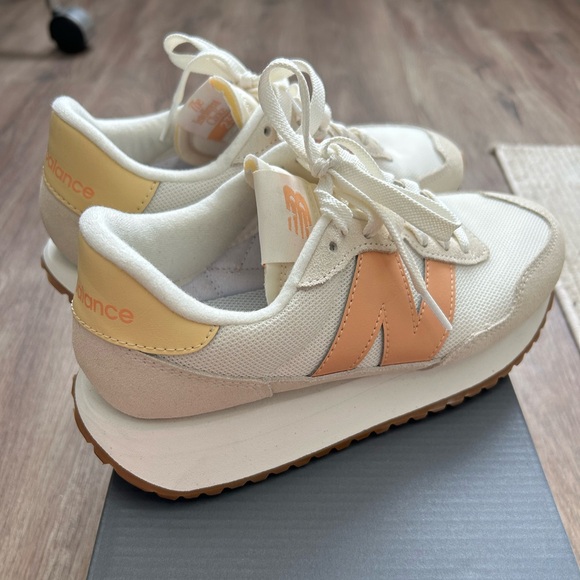 New Balance Beige and Coral Sneakers - Picture 5 of 5